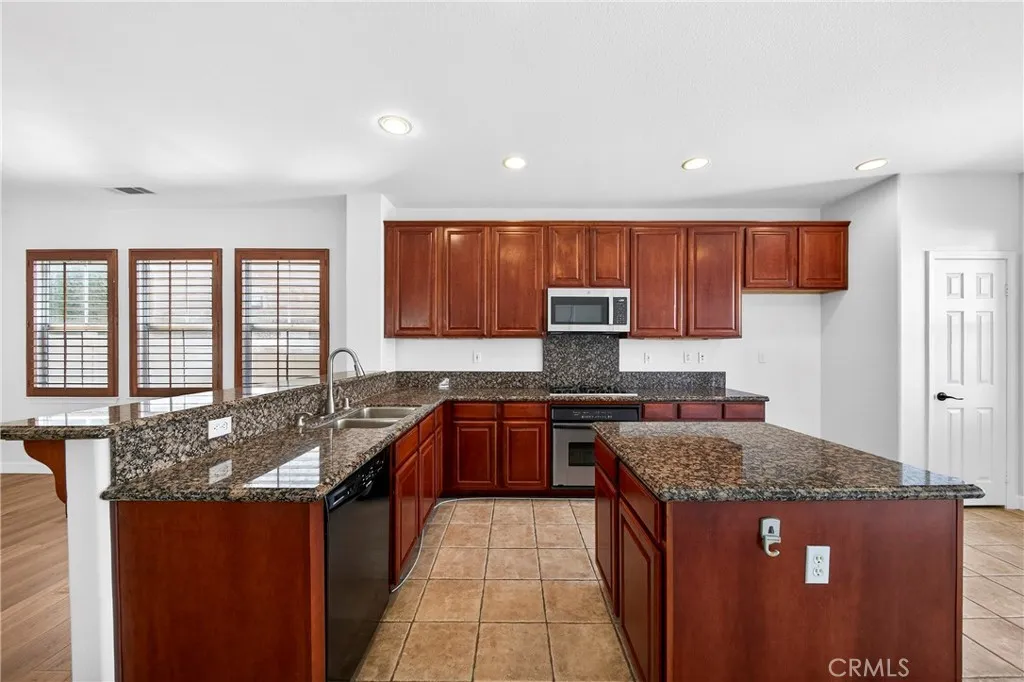1249 Nicolas, Fullerton, California 92833 home-pic-18