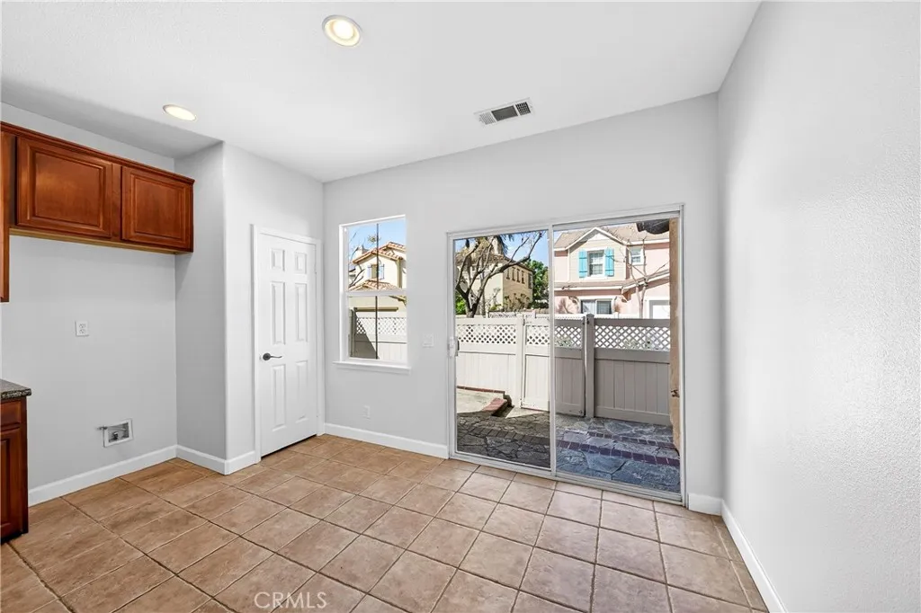 1249 Nicolas, Fullerton, California 92833 home-pic-19