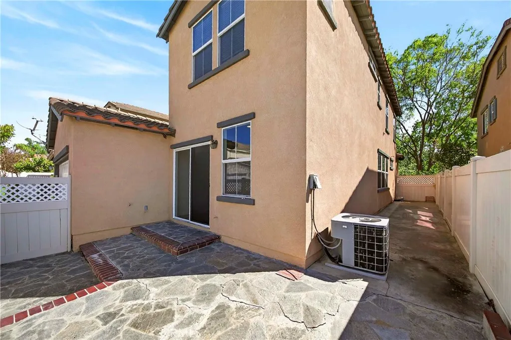 1249 Nicolas, Fullerton, California 92833 home-pic-38