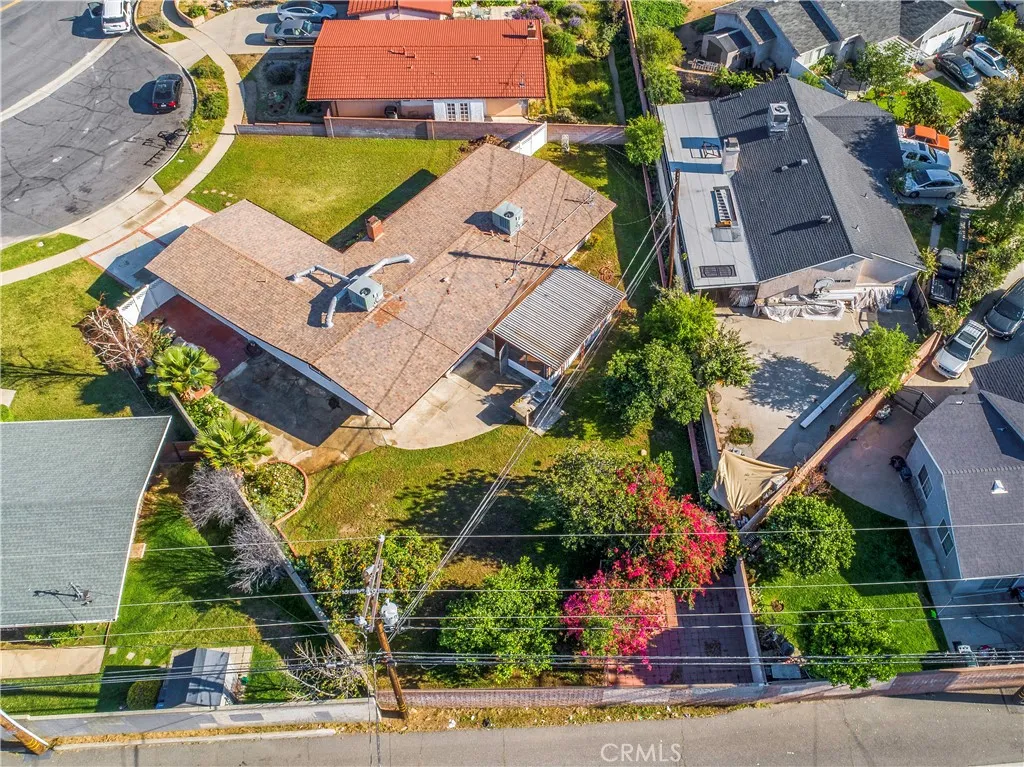 1049 N Macneil, San Fernando, California 91340 home-pic-26