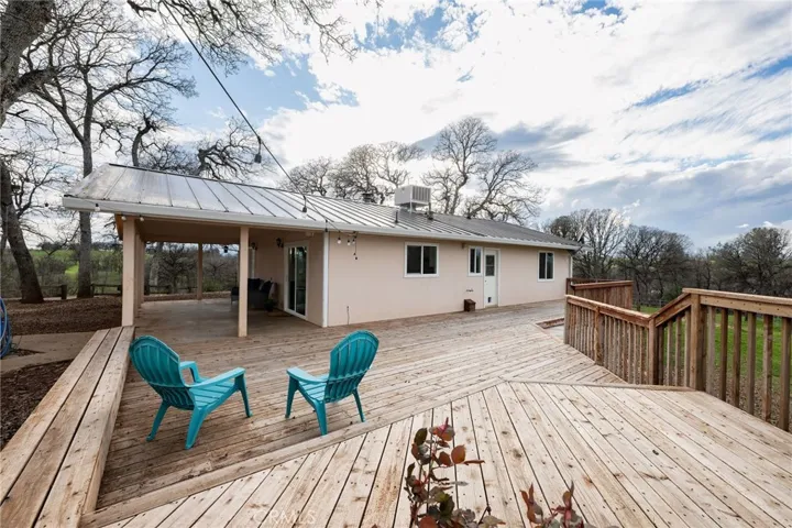 18020 Benson Road, Cottonwood, California 96022