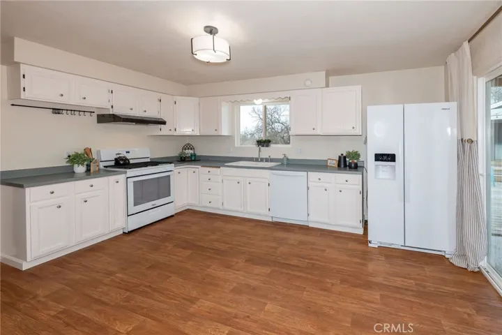 18020 Benson Road, Cottonwood, California 96022