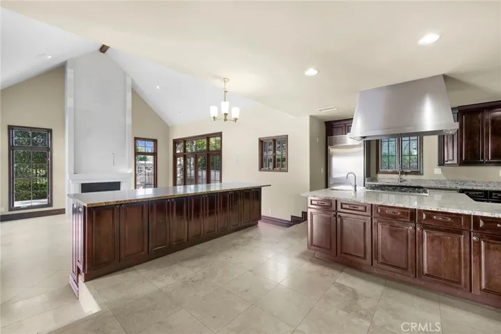 Kitchen facing Family Room