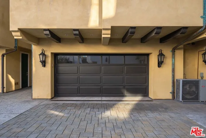 Exterior Garage