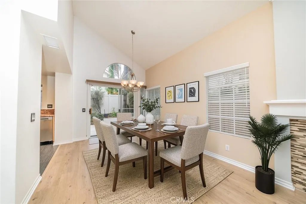 Virtual Staging for Dining