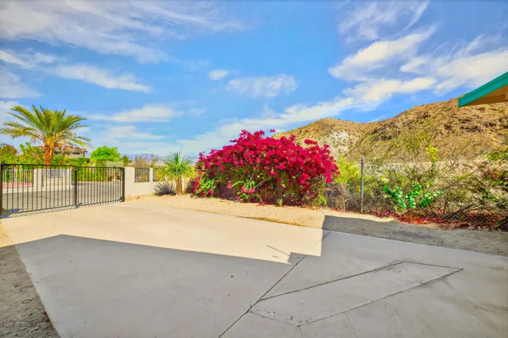 Gated Driveway