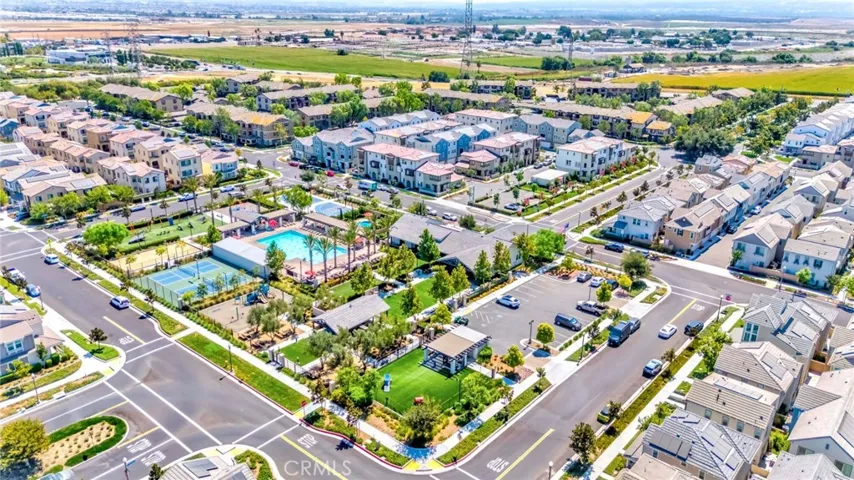 Resort Style Amenities