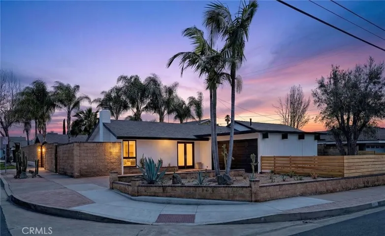 629 S Yorba, Orange, California 92869