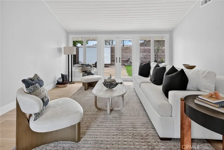 629 S Yorba, Orange, California 92869