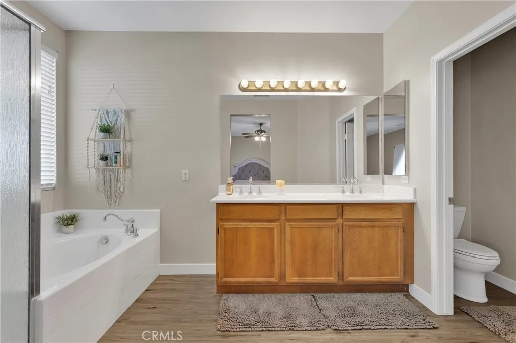 13720 Adams Street, Oak Hills, California 92344 home-pic-22