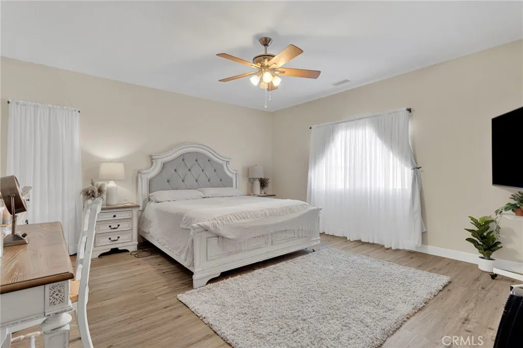 13720 Adams Street, Oak Hills, California 92344 home-pic-19