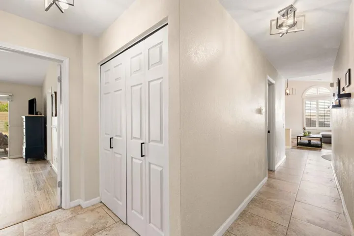 10-web-or-mls-8M4A4294