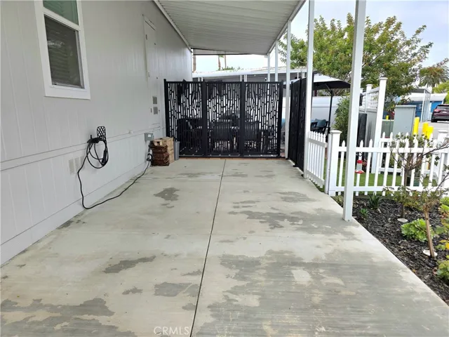 309 N Coral Drive 73a, Long Beach, California 90803