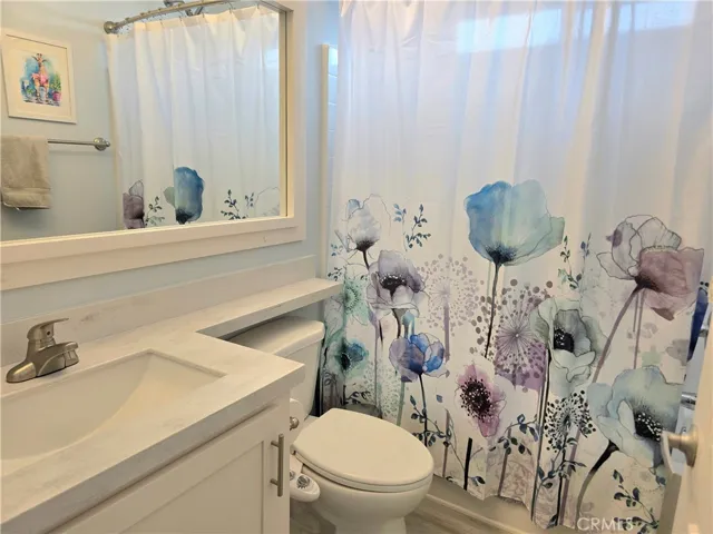 309 N Coral Drive 73a, Long Beach, California 90803