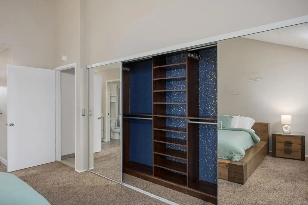 6214 Agee Street 34, San Diego, California 92122 home-pic-20