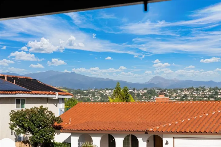 24811 Spadra, Mission Viejo, California 92691