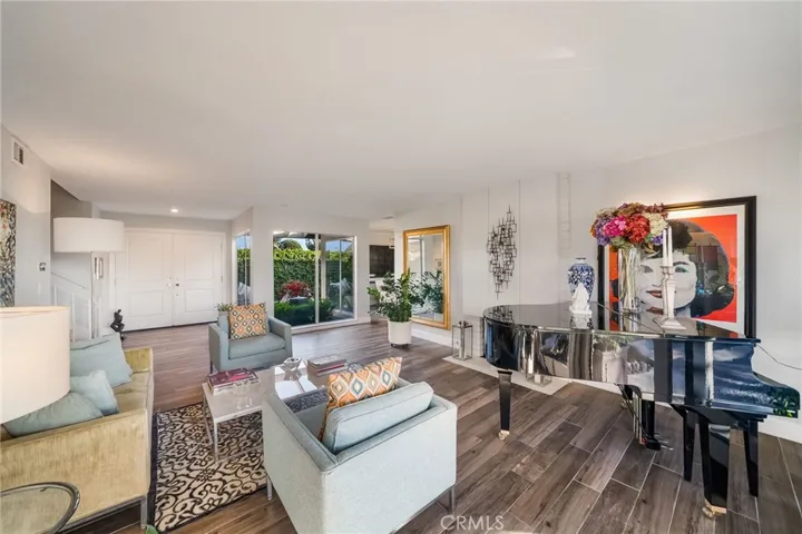 24811 Spadra, Mission Viejo, California 92691