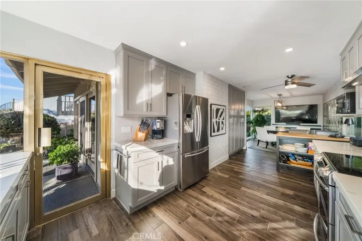 24811 Spadra, Mission Viejo, California 92691