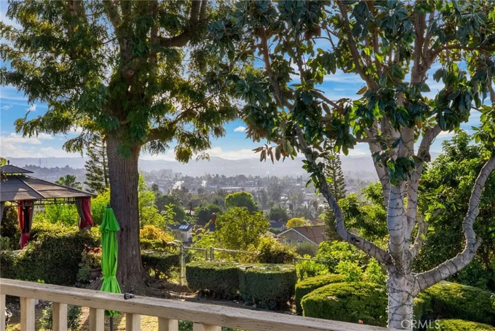 24811 Spadra, Mission Viejo, California 92691