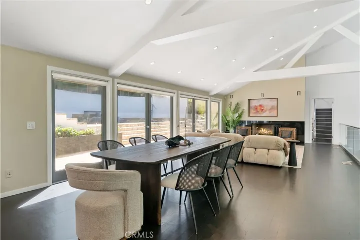 9653 Oak Pass Rd, Beverly Hills, California 90210
