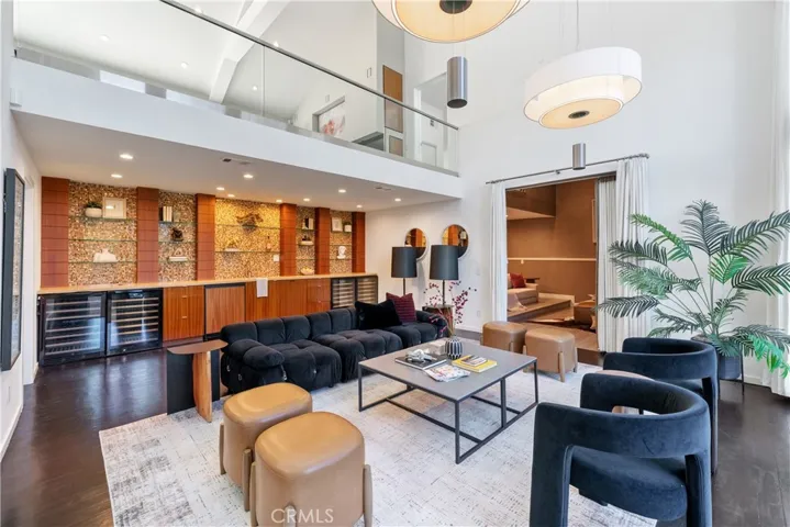 9653 Oak Pass Rd, Beverly Hills, California 90210