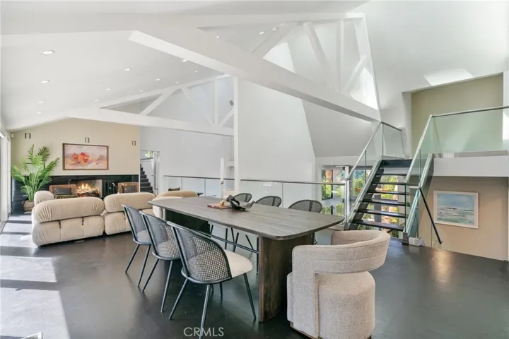 9653 Oak Pass Rd, Beverly Hills, California 90210