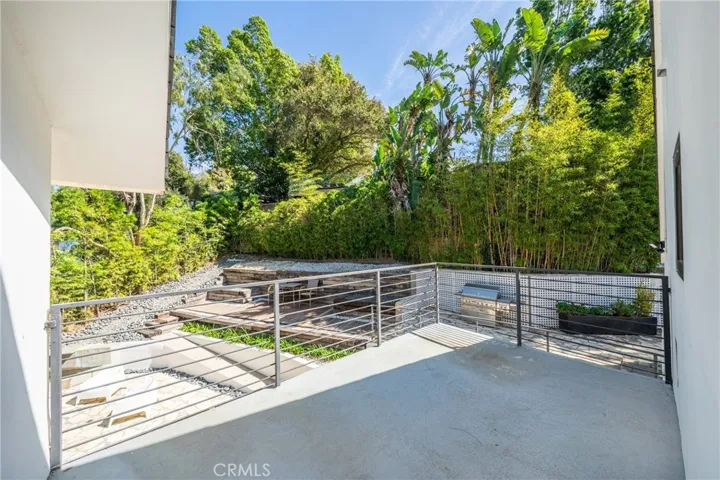 9653 Oak Pass Rd, Beverly Hills, California 90210