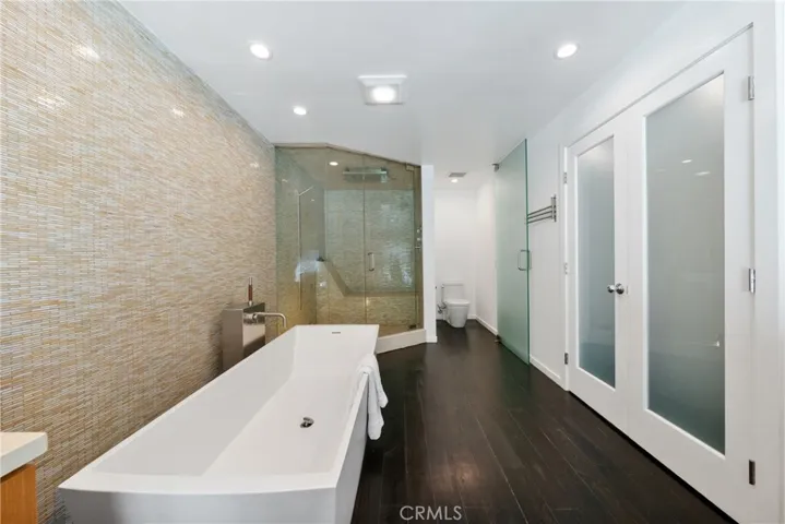 9653 Oak Pass Rd, Beverly Hills, California 90210