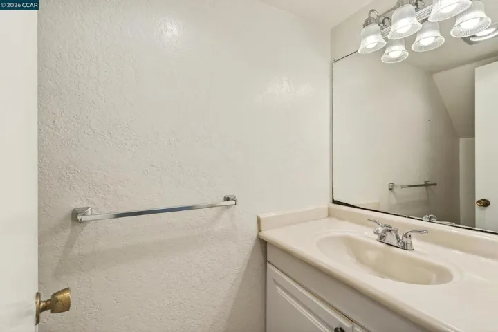 108 108 Saint Michaels Ct, Daly City, California 94015
