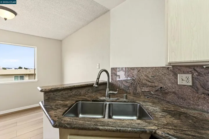 108 108 Saint Michaels Ct, Daly City, California 94015