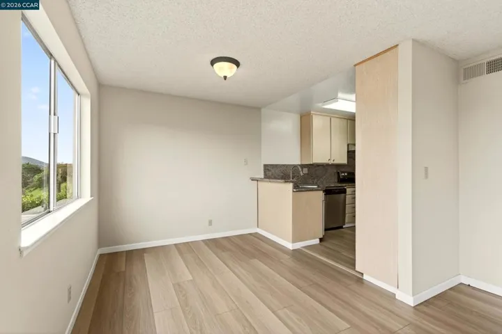 108 108 Saint Michaels Ct, Daly City, California 94015