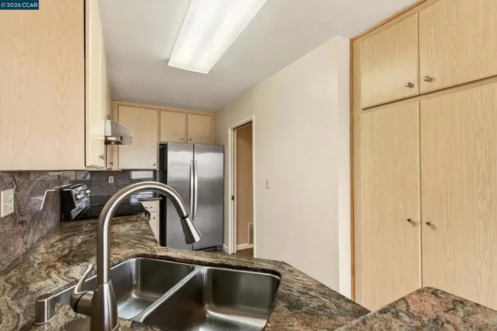 108 108 Saint Michaels Ct, Daly City, California 94015