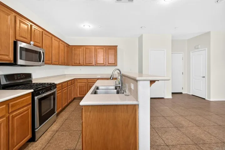 31771 Biagio Way, Winchester, California 92596