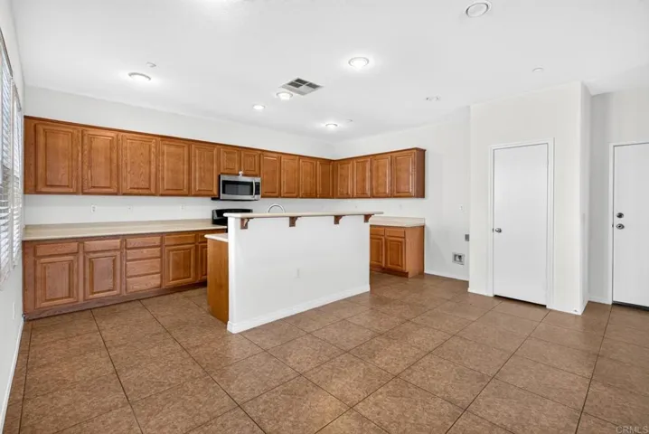 31771 Biagio Way, Winchester, California 92596
