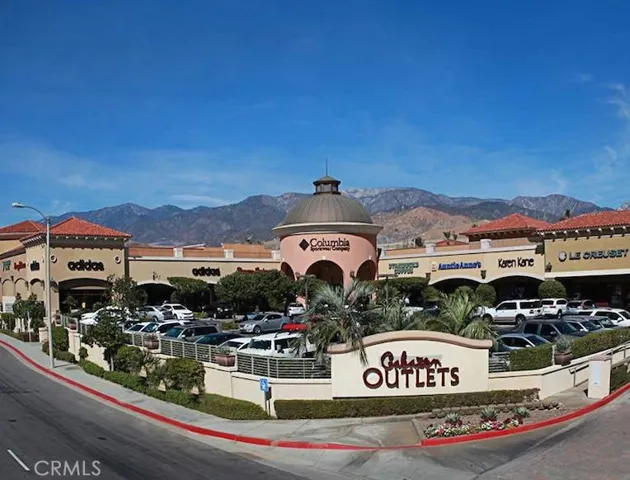 Short drive near Cabazon Outlets