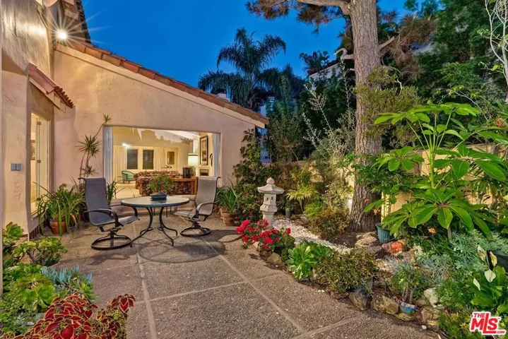 Enchanting Walled Side Courtya