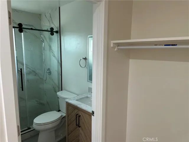 Upstairs bathroom #1