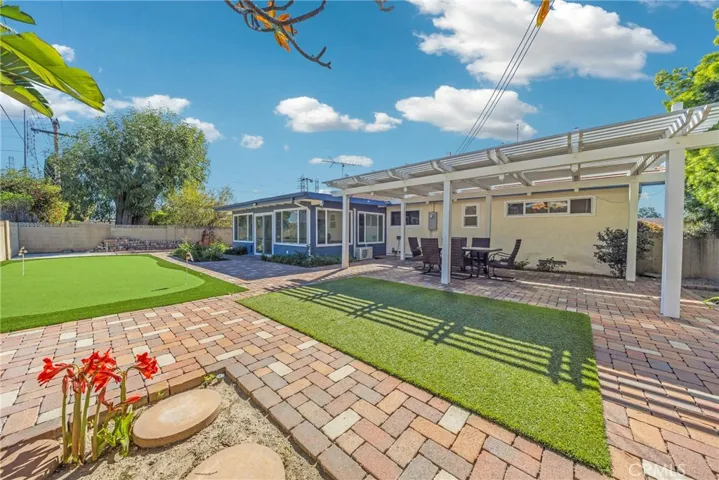 1603 E Chestnut Ave, Orange, California 92867