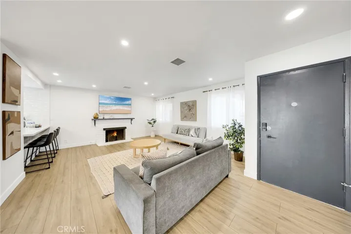 1603 E Chestnut Ave, Orange, California 92867