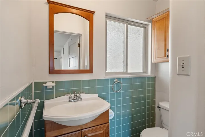 upstairs bathroom