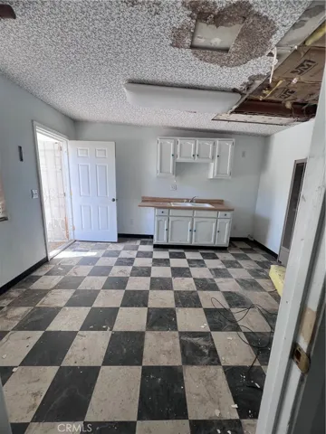 2nd home (ADU) Kitchen/dining area