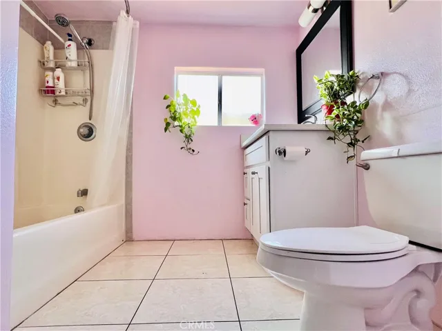 2nd bathroom - view 2