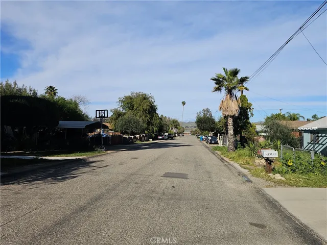 33124 Case, Lake Elsinore, California 92530