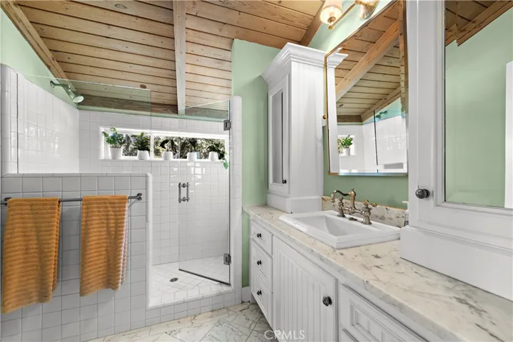 399 Pearl Street, Laguna Beach, California 92651