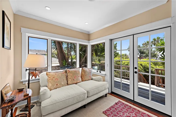 399 Pearl Street, Laguna Beach, California 92651