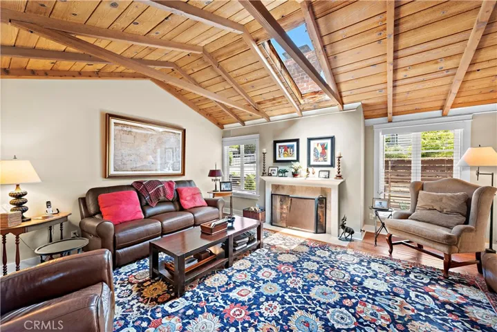 399 Pearl Street, Laguna Beach, California 92651