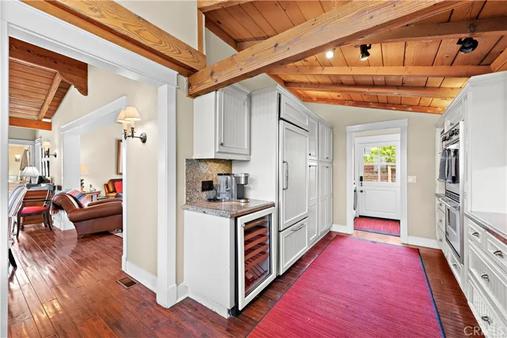 399 Pearl Street, Laguna Beach, California 92651