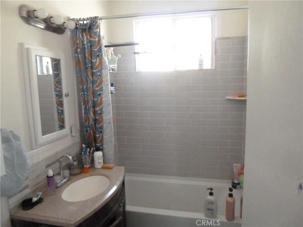 Full Bath