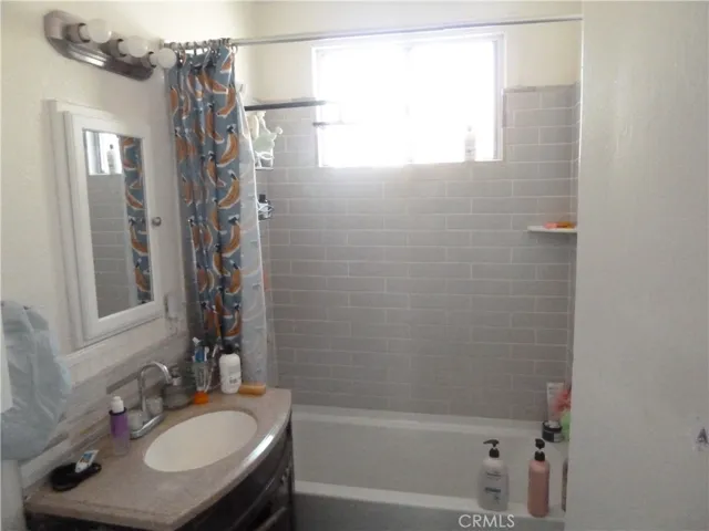 Full Bath