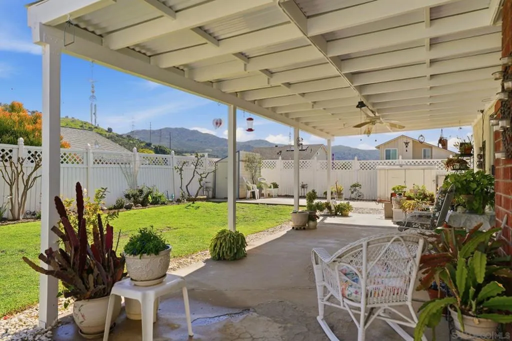 13849 Gorrion Ct, El Cajon, California 92021 home-pic-16